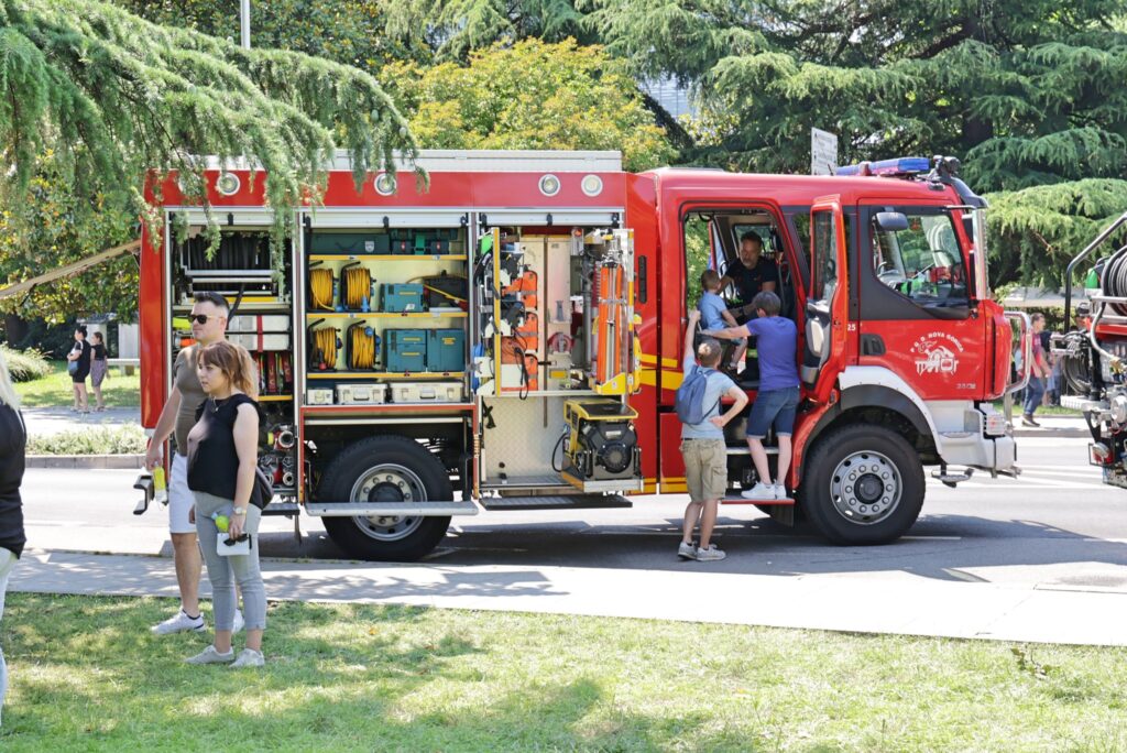 Ozvočenje prireditve v noci gorici